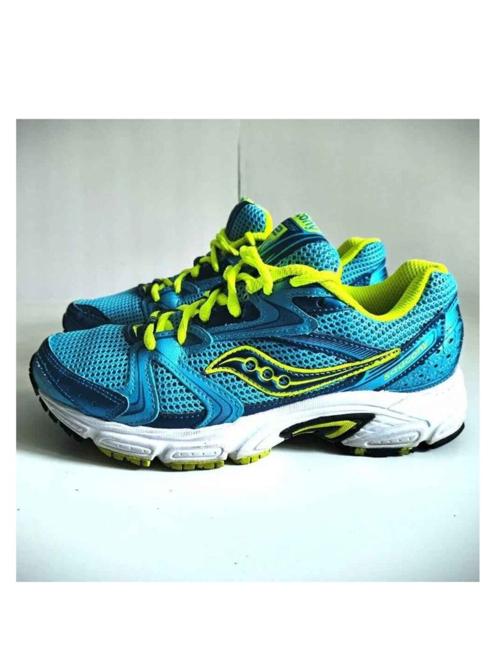 Saucony Oasis 2 Grid Running Training